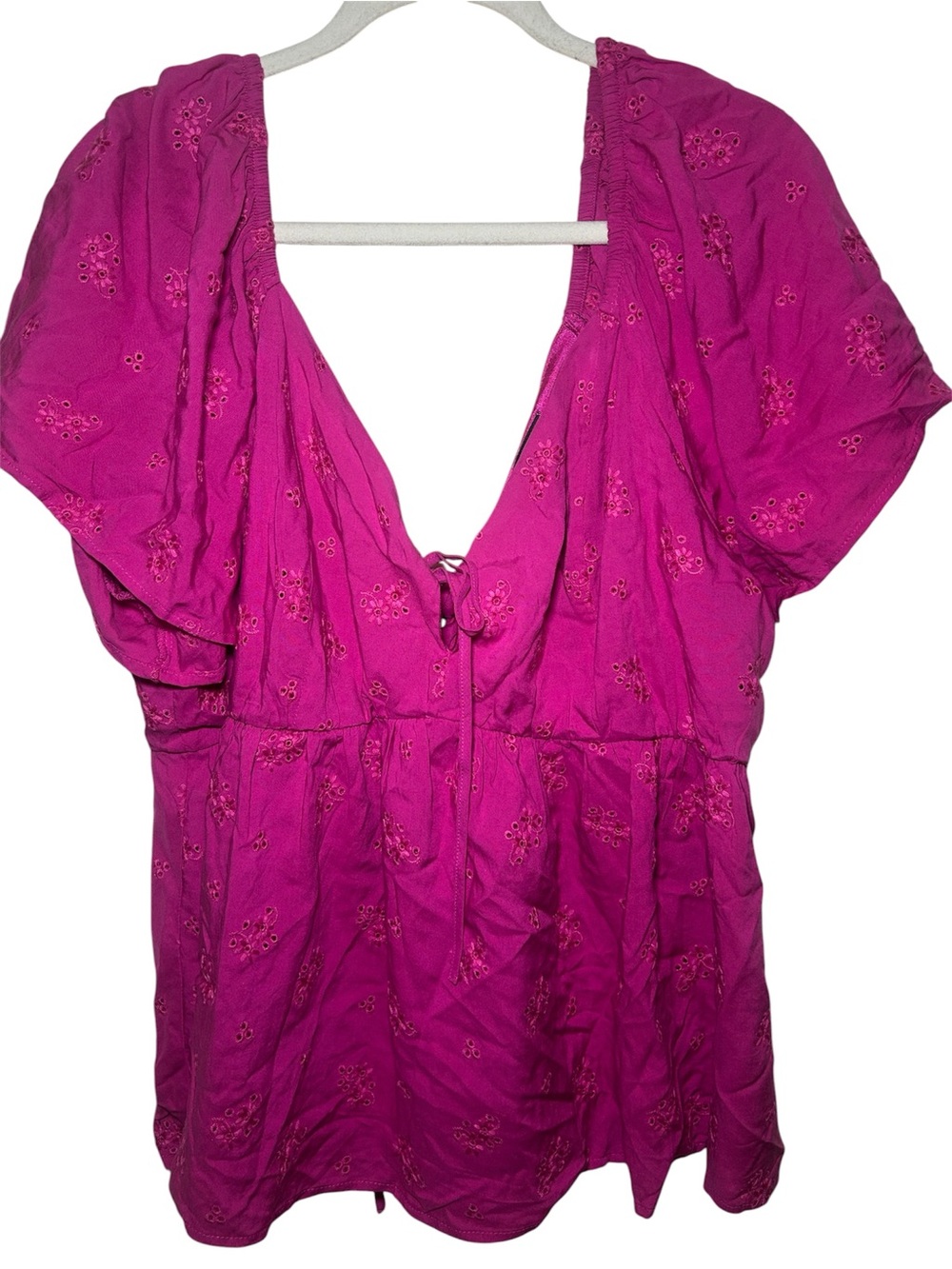 Torrid Plus Size Fuchsia Floral Embroidered V-Neck Blouse 2XL Summer Girly Barbi